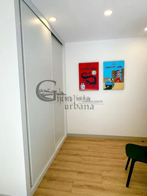 Pis de 105 m² a Gijón