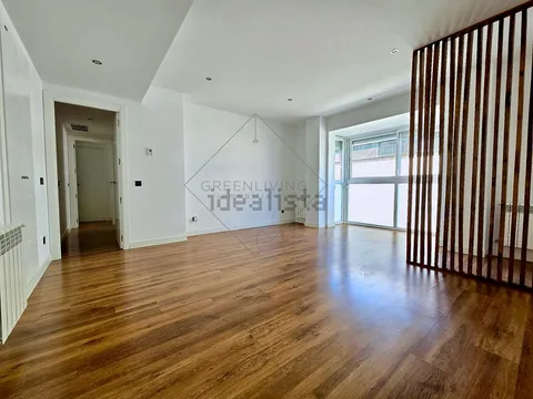 Wohnung 104 m² in Madrid