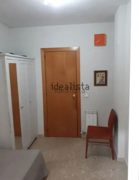 Habitació de lloguer, Sant Feliu de Llobregat (3/4)