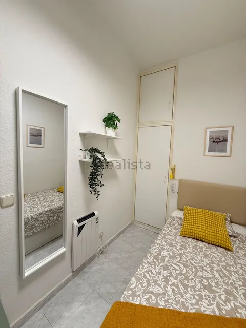 Habitació de lloguer, Madrid (2/13)
