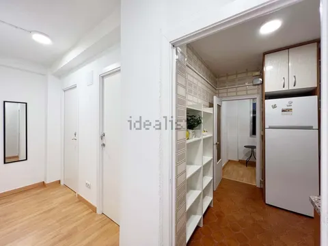 Кімната в оренду, Madrid