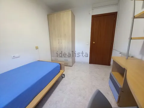 Chambre à louer, Reus