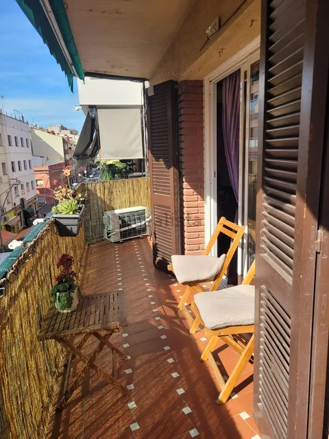 Habitació de lloguer, Castelldefels
