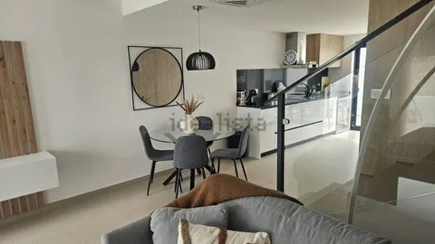 Casa de 250 m² a Oriola
