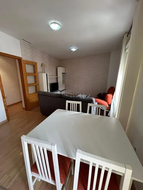 Pis de 80 m² a Còrdova