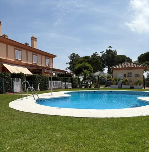 Casa de 75 m² a Rota