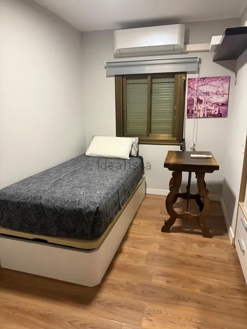 Habitació de lloguer, Vilanova i la Geltrú (3/5)