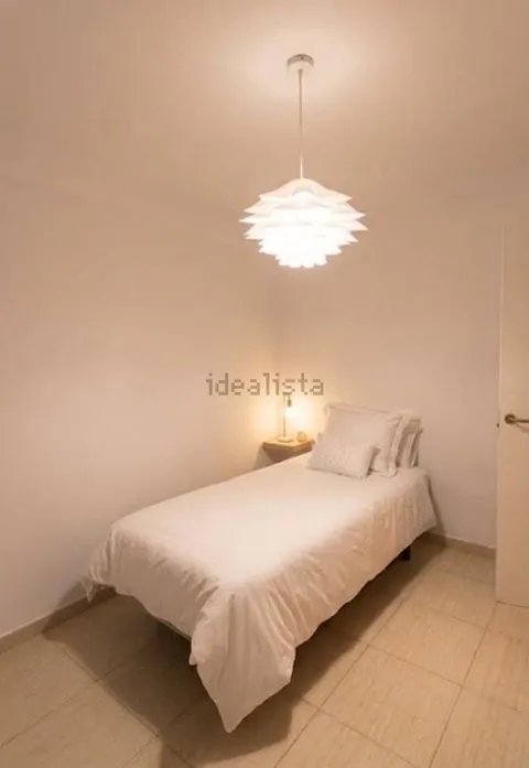 Кімната в оренду, Reus