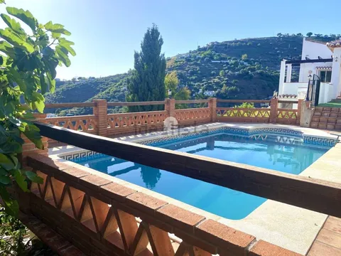 Wohnung 140 m² in Cómpeta