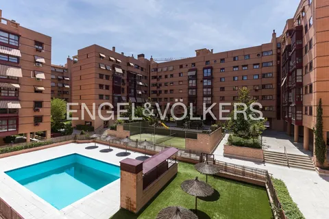 Appartement 135 m² à Madrid