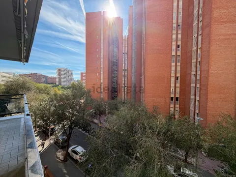 Apartamento 132 m² em Tarragona (2/15)