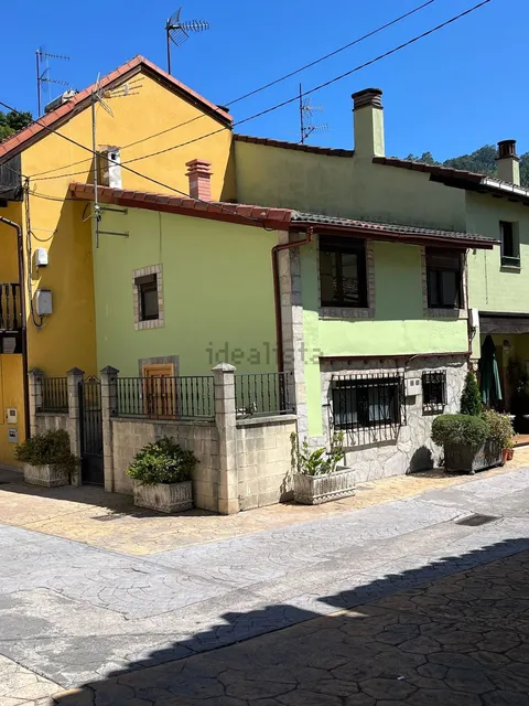 Casa 65 m² a Oviedo
