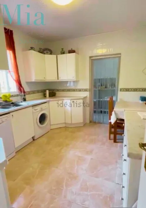Casa de 242 m² a el Campello