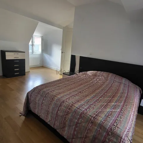 Pis de 60 m² a Bilbao (2/17)