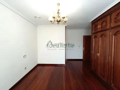 Pis de 90 m² a Ferrol