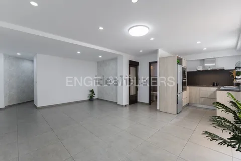 Pis de 77 m² a València