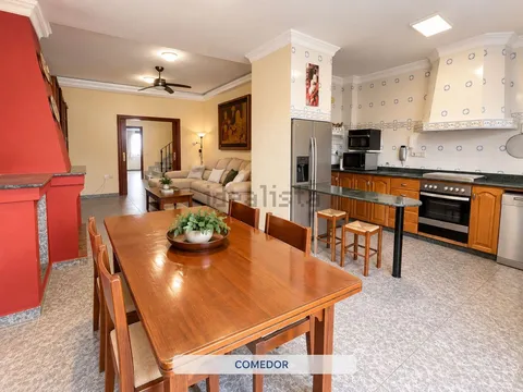Casa de 208 m² a Picassent