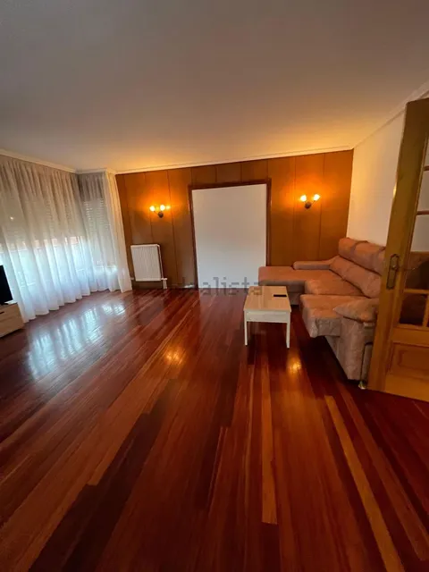 Room for rent, La Bañeza