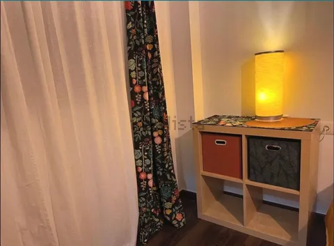 Habitació de lloguer, Torís