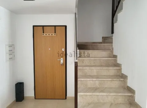 Habitació de lloguer, Montroi