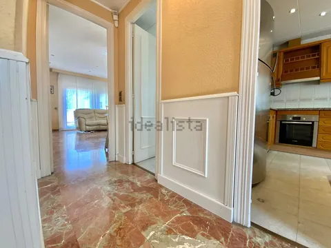 House 213 m² in Martorell