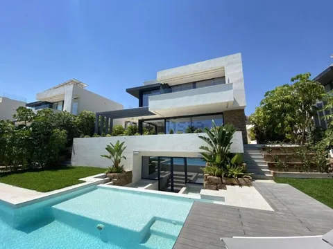 Casa de 468 m² en Estepona
