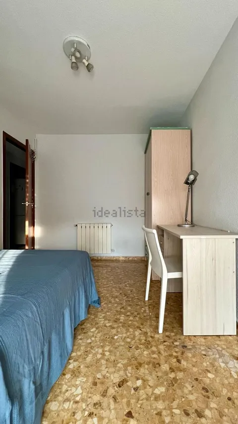 Habitació de lloguer, Godella
