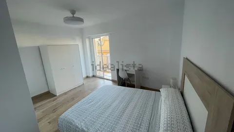 Habitació de lloguer, Silla