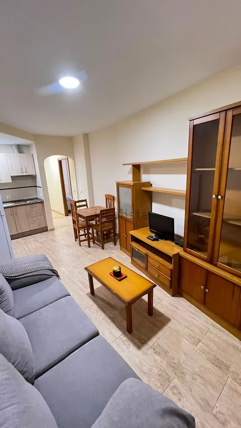 Wohnung 60 m² in La Línea de la Concepción