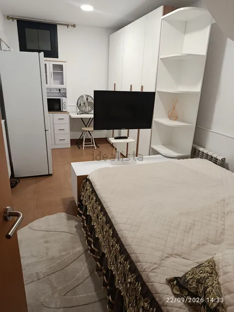 Chambre à louer, Figuières