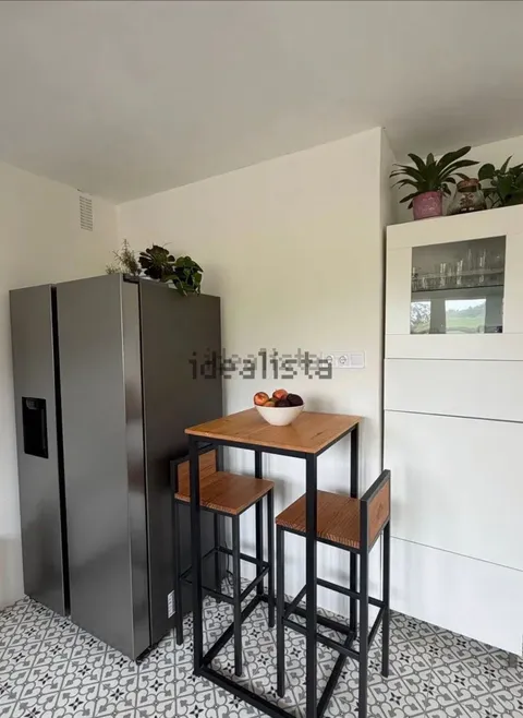 Quarto para alugar, Carreño (2/12)