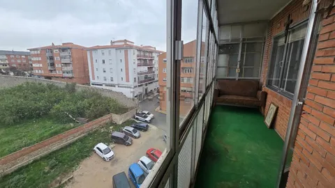 Pis de 92 m² a Àvila