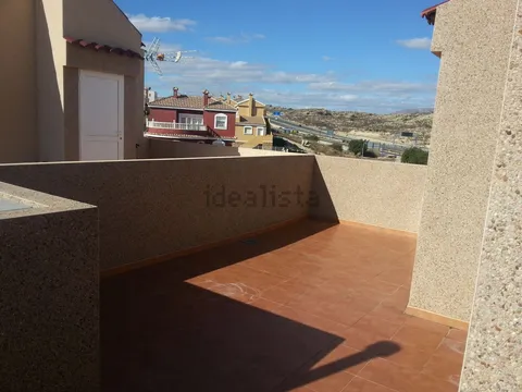 Casa de 160 m² en Monforte del Cid