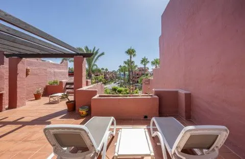 Pis de 278 m² a Estepona