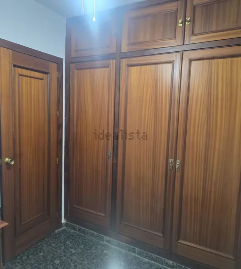 Pis de 75 m² a Còrdova