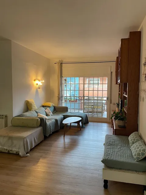 Habitació de lloguer, Castelldefels