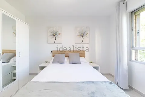 Room for rent, Madrid (3/9)