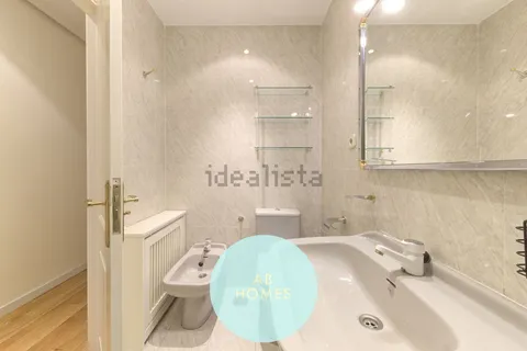 Flat 136 m² in Madrid