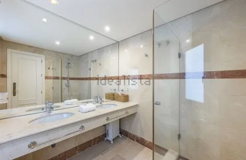 Pis de 278 m² a Estepona