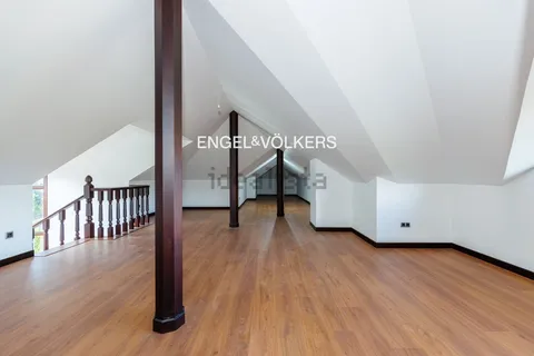Casa 425 m² a Vigo