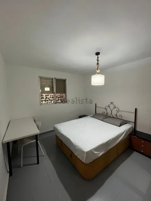 Habitació de lloguer, Pantoja