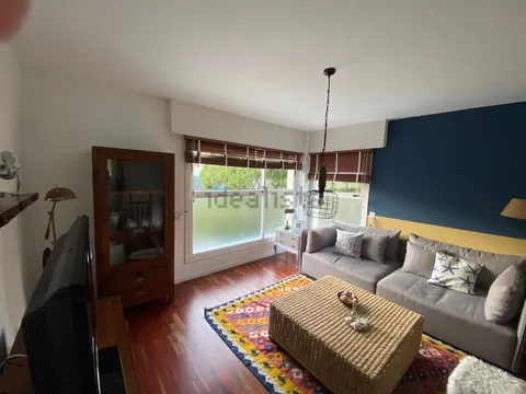 Pis de 65 m² a Oleiros (2/17)