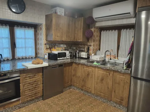 Casa de 120 m² a Belmonte de Miranda (2/3)