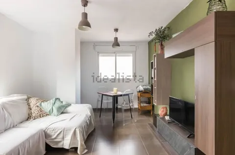 Flat 70 m² in Montserrat