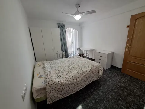 Quarto para alugar, Burjassot