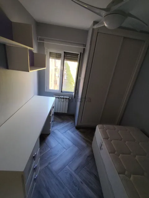 Habitació de lloguer, Madrid (2/9)