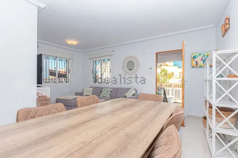 Casa de 83 m² a Oriola