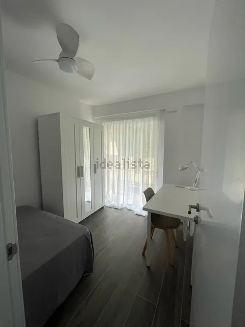 Chambre à louer, Valence