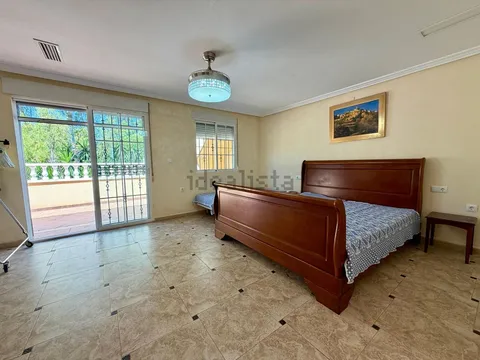 Casa de 387 m² a Torrevella