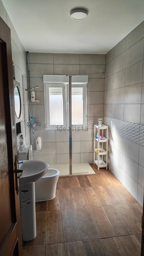 Zimmer zur Miete, Gerindote